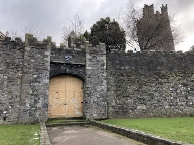 Portão restante da Medieval City